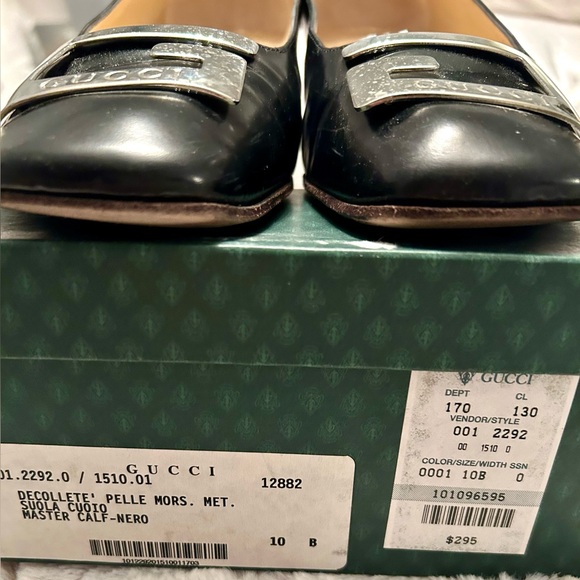 Vintage Gucci Decollete Silver Buckle Shoe - Picture 6 of 7